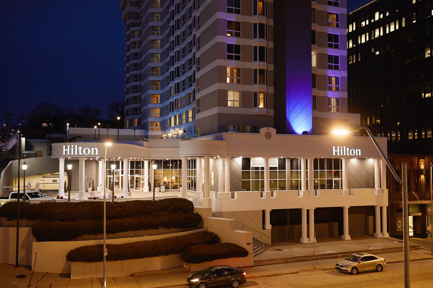 Hilton Country Club Plaza